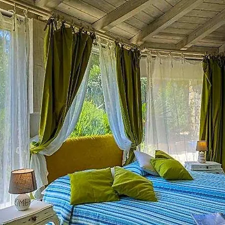 Padulella 8+2, Emma Hotel 4*
